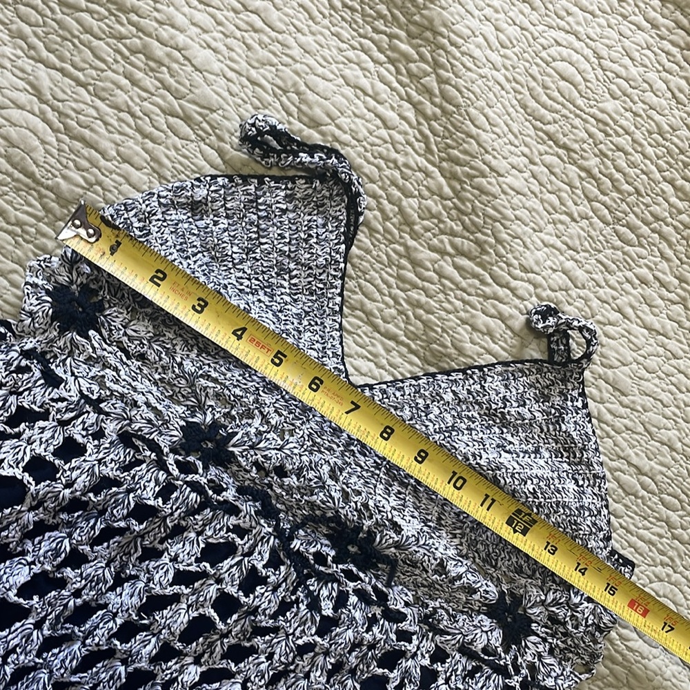 Crochet mini dress. - Picture 4 of 5